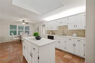 3814 Danbury Dr, Arlington, TX 76016 - Photo 11