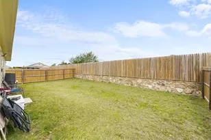 1005 Crestview Dr, Hutchins, TX 75141 - Photo 15