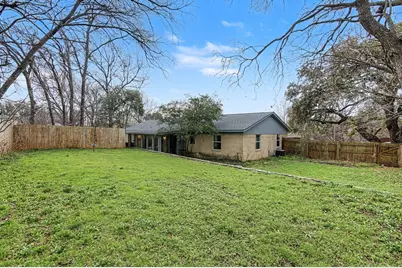 405 Torrey Street, Granbury, TX 76048 - Photo 3