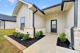213 Central Park Ct, Athens, TX 75751 - Photo 3