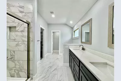 226 Lakeview Drive, Runaway Bay, TX 76426 - Photo 27
