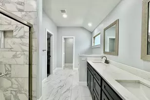 226 Lakeview Dr, Runaway Bay, TX 76426 - Photo 27