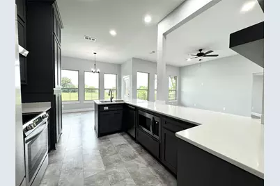 226 Lakeview Drive, Runaway Bay, TX 76426 - Photo 11