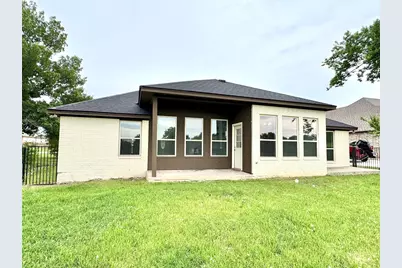 226 Lakeview Drive, Runaway Bay, TX 76426 - Photo 5