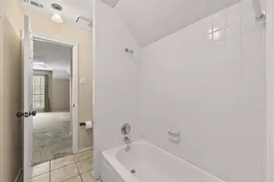 131 Sandy Creek Dr, DeSoto, TX 75115 - Photo 27