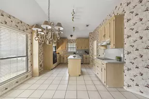 131 Sandy Creek Dr, DeSoto, TX 75115 - Photo 13