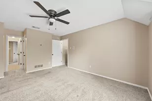 131 Sandy Creek Dr, DeSoto, TX 75115 - Photo 29