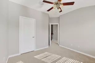 1527 Biltmore Ln, Irving, TX 75063 - Photo 27