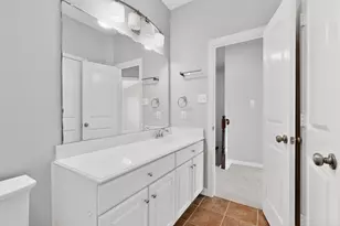 1527 Biltmore Ln, Irving, TX 75063 - Photo 21