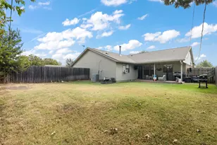 421 / 423 Bond St, Hillsboro, TX 76645 - Photo 19