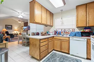 421 / 423 Bond St, Hillsboro, TX 76645 - Photo 27