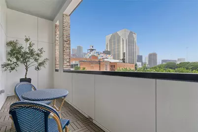 2401 Canton Street #1005, Dallas, TX 75201 - Photo 13