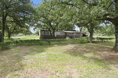 301 Elm Lane, Aurora, TX 76078 - Photo 37