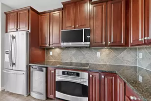 1527 Biltmore Ln, Irving, TX 75063 - Photo 11