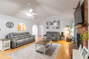 918 Meander St, Abilene, TX 79602 - Photo 9