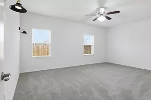 10201 Sunnyview Ln, Aubrey, TX 76227 - Photo 11