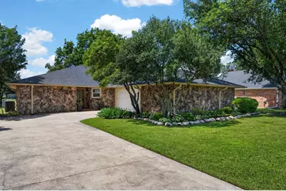310 Navajo Trail, Gainesville, TX 76240 - Photo 3
