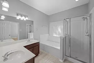 5813 Fathom Dr, Fort Worth, TX 76135 - Photo 7
