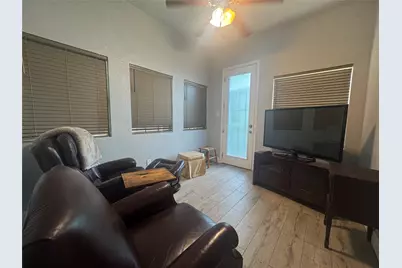1219 N 16th Street, Waco, TX 76707 - Photo 13