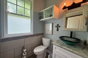 1219 N 16th St, Waco, TX 76707 - Photo 31