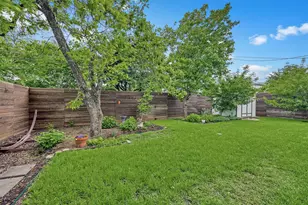 9903 Lakemont Dr, Dallas, TX 75220 - Photo 33
