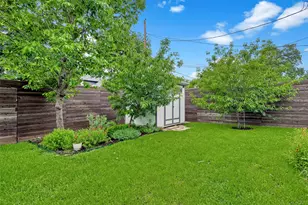 9903 Lakemont Dr, Dallas, TX 75220 - Photo 31