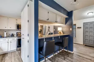 8560 Park Ln, Dallas, TX 75231 - Photo 3