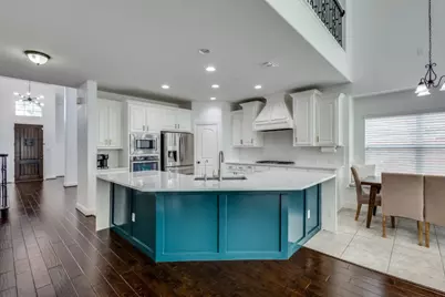 13225 Courtney Drive, Frisco, TX 75033 - Photo 5