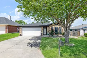 10208 Maria Dr, Fort Worth, TX 76108 - Photo 3