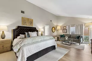 9530 Moss Haven Dr, Dallas, TX 75231 - Photo 7