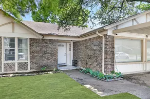 6905 Yorkston St, Watauga, TX 76148 - Photo 1