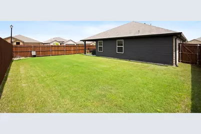 1625 Kirby Lane, Lancaster, TX 75146 - Photo 35