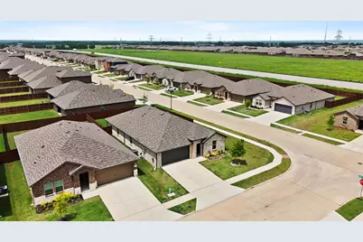 1625 Kirby Lane, Lancaster, TX 75146 - Photo 37