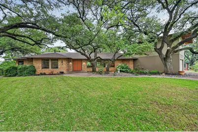 2039 W Lotus Avenue, Fort Worth, TX 76111 - Photo 1
