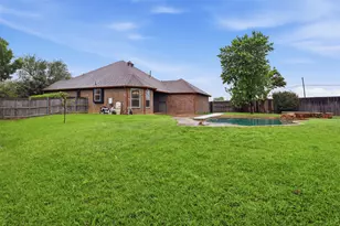 1404 Chaucer Dr, Cleburne, TX 76033 - Photo 27