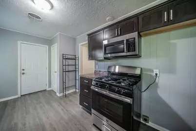 2526 Rolinda Drive, Dallas, TX 75211 - Photo 5