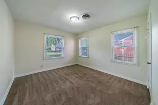2526 Rolinda Dr, Dallas, TX 75211 - Photo 11