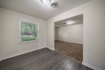 2526 Rolinda Drive, Dallas, TX 75211 - Photo 7