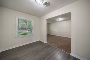 2526 Rolinda Dr, Dallas, TX 75211 - Photo 7