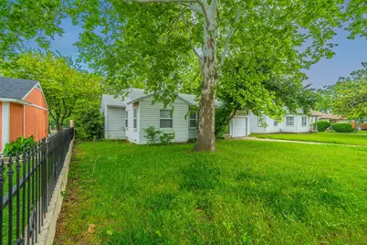 2526 Rolinda Drive, Dallas, TX 75211 - Photo 13