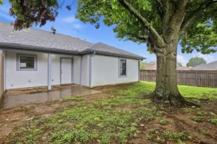 1502 Sharron Ct, Cleburne, TX 76033 - Photo 25