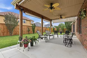 2810 Hammond Dr, Grand Prairie, TX 75052 - Photo 37