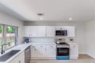1505 Rocky Cove Cir, Plano, TX 75023 - Photo 17