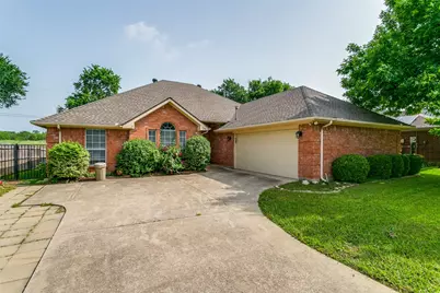 531 Beasley Drive, Lewisville, TX 75057 - Photo 1