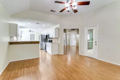 531 Beasley Drive, Lewisville, TX 75057 - Photo 5