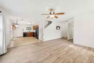 721 Redwing Dr, Saginaw, TX 76131 - Photo 7
