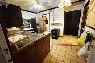 1801 Vine Dr, Garland, TX 75040 - Photo 17