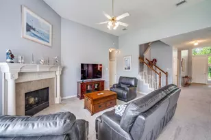 7931 Greenvalley Ln, Frisco, TX 75033 - Photo 5
