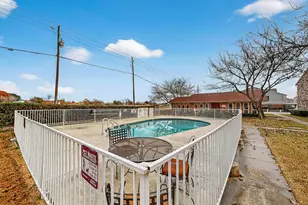 2200 E Trinity Mills Rd, Carrollton, TX 75006 - Photo 25