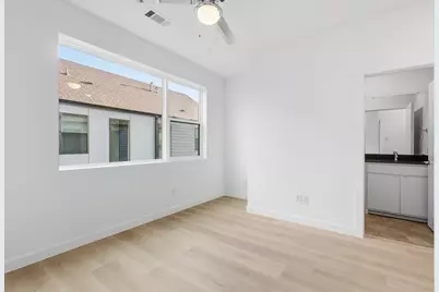 427 W 10th Street #502, Dallas, TX 75208 - Photo 23